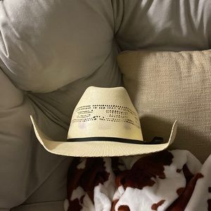 Cowboy Hat - Ivory